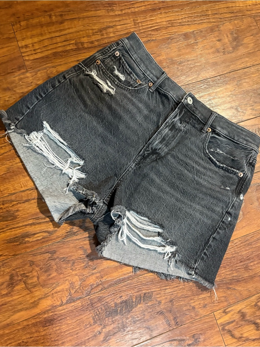 American Eagle womens size 12 black high rise stretch black distressed shorts